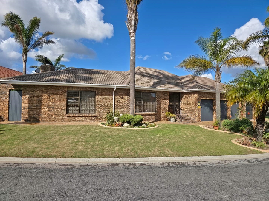 3 Bedroom Property for Sale in Kleinbosch Western Cape